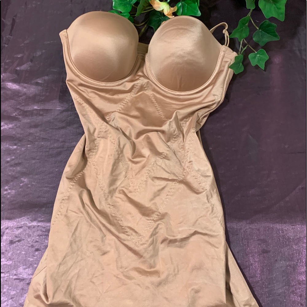 VS Power Figured Cupping Shaping Slip - Sz 34D